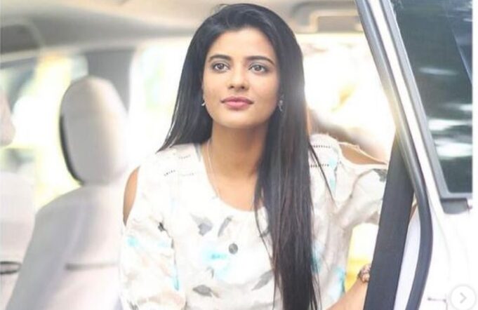 கொரோனா நிதிக்கு ரூ.1 லட்சம், ஃபெப்சி யூனியனுக்கு ரூ.1 லட்சம் வழங்கிய ஐஸ்வர்யா ராஜேஷ்!