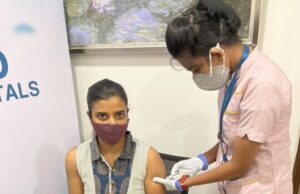 பயங்கரமான தொற்றுக்கு எதிரான சிறந்த பந்தயம் தடுப்பூசி: ஐஸ்வர்யா ராஜேஷ்!