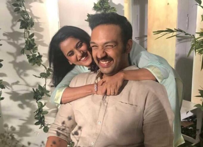 ஆக்சிஜன் சிலிண்டர் வழங்கும் சின்னத்திரை பிரபலங்கள்!