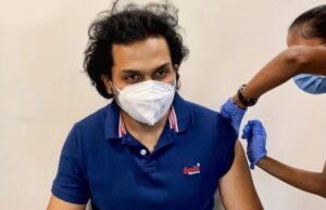 இவரே இப்பத்தான் ஊசி போட்டுருக்காரா? முதல் ஊசி போட்டுக் கொண்ட கார்த்தி!