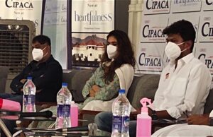 நோயாளிகளுக்காகவே ஆசிரமம் திறந்த சண்டக்கோழி இயக்குநர்!