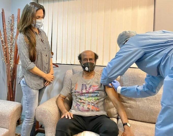 கொரொனா தடுப்பூசி போட்டுக் கொண்ட ரஜினிகாந்த்!