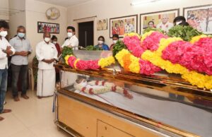 Ore Raththam Director: முதல்வரின் முதல் படத்தை இயக்கிய இயக்குநர் காலமானார்!